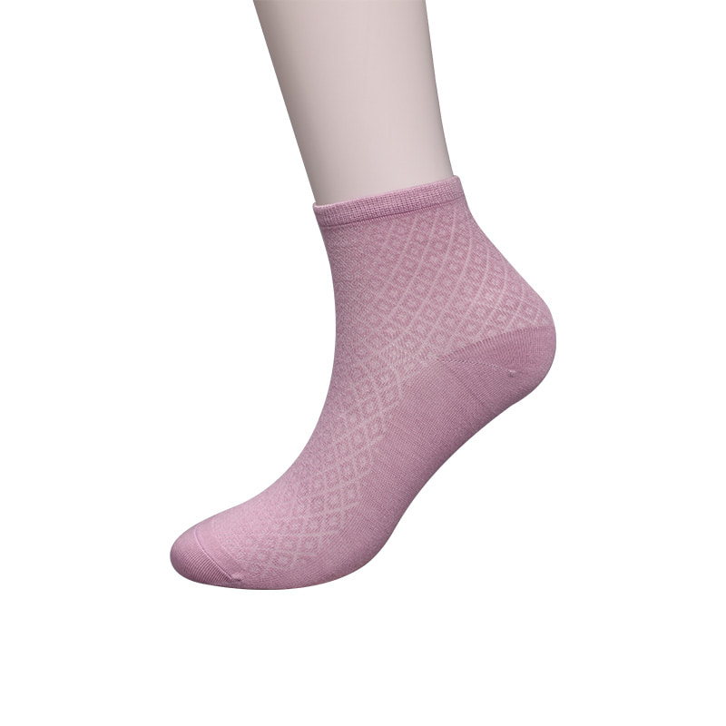 Mála níolón snáithín bambú bog, stocaí mná ócáideacha beaga diamanta, stocaí ban lámh-fuaite WSD1689