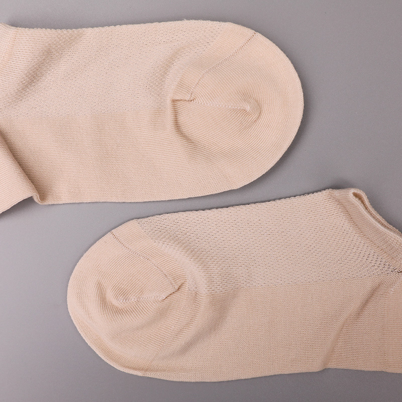 Cadás cíortha ultra-tanaí, níolón agus stocaí ban leathmhogaill spandex simplí fuaite le lámh WSD1673