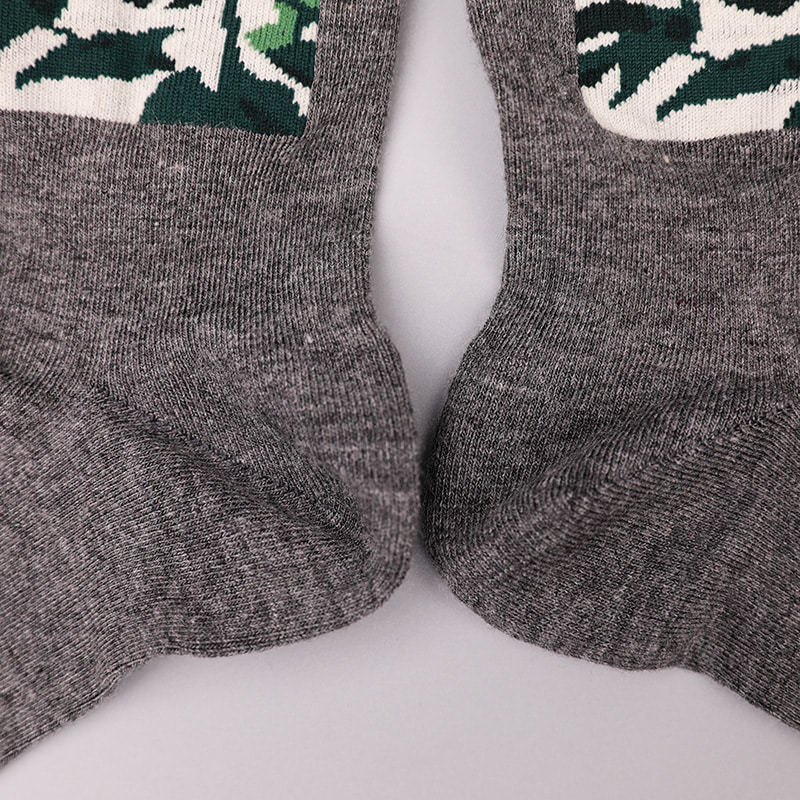 Níolón síoda sníofa bog bréige spandex 3D clóite jacquard fuaite de láimh stocaí fir an fhómhair agus an gheimhridh WSD2850