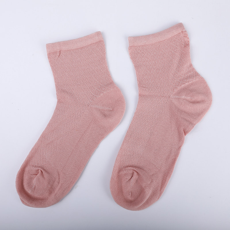 Mála níolón snáithín bambú bog, stocaí mná ócáideacha beaga diamanta, stocaí ban lámh-fuaite WSD1689