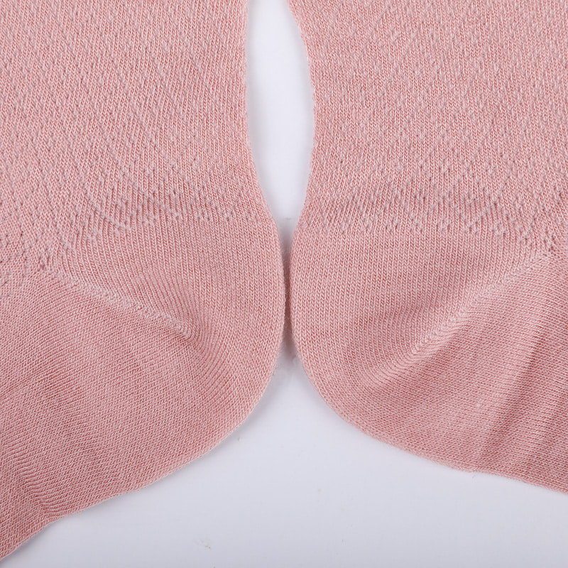 Mála níolón snáithín bambú bog, stocaí mná ócáideacha beaga diamanta, stocaí ban lámh-fuaite WSD1689