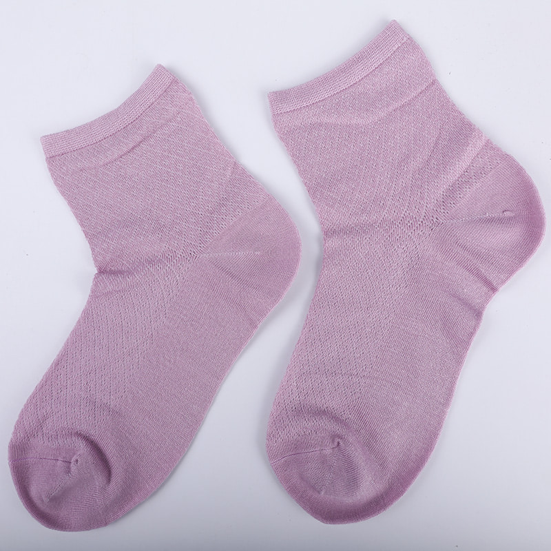 Mála níolón snáithín bambú bog, stocaí mná ócáideacha beaga diamanta, stocaí ban lámh-fuaite WSD1689