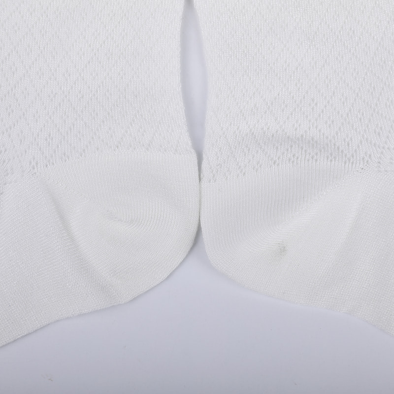 Mála níolón snáithín bambú bog, stocaí mná ócáideacha beaga diamanta, stocaí ban lámh-fuaite WSD1689