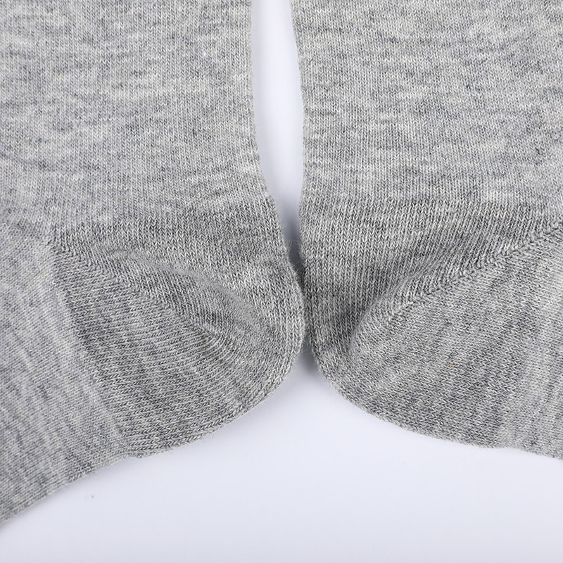 Stocaí amóinia fillte cadáis cadáis cíortha 98% snáth cadáis jacquard beag lámh-fuaite stocaí fir an fhómhair agus an gheimhridh WSD2581